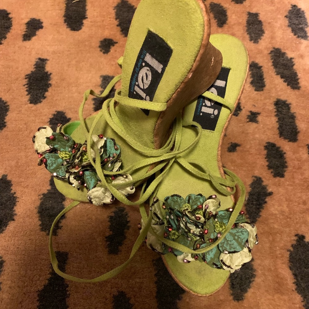 Shoes